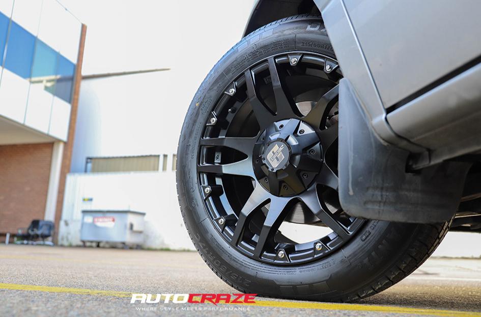 HYUNDAI-ILOAD-CLIFF-MATTE-BLACK